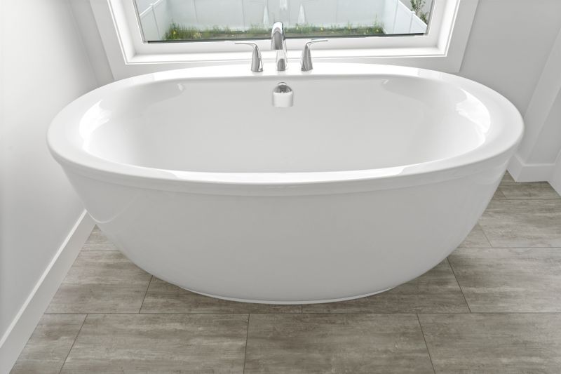 Elegant Bathtub Design